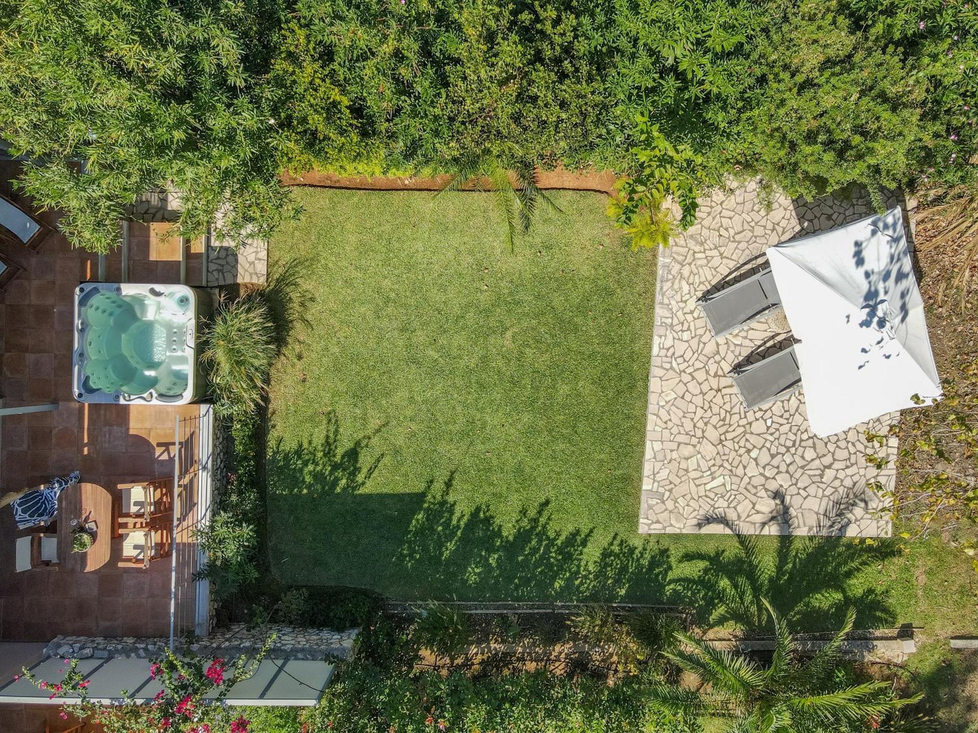 Klaritz Luxury Suites Ласі Екстер'єр фото
